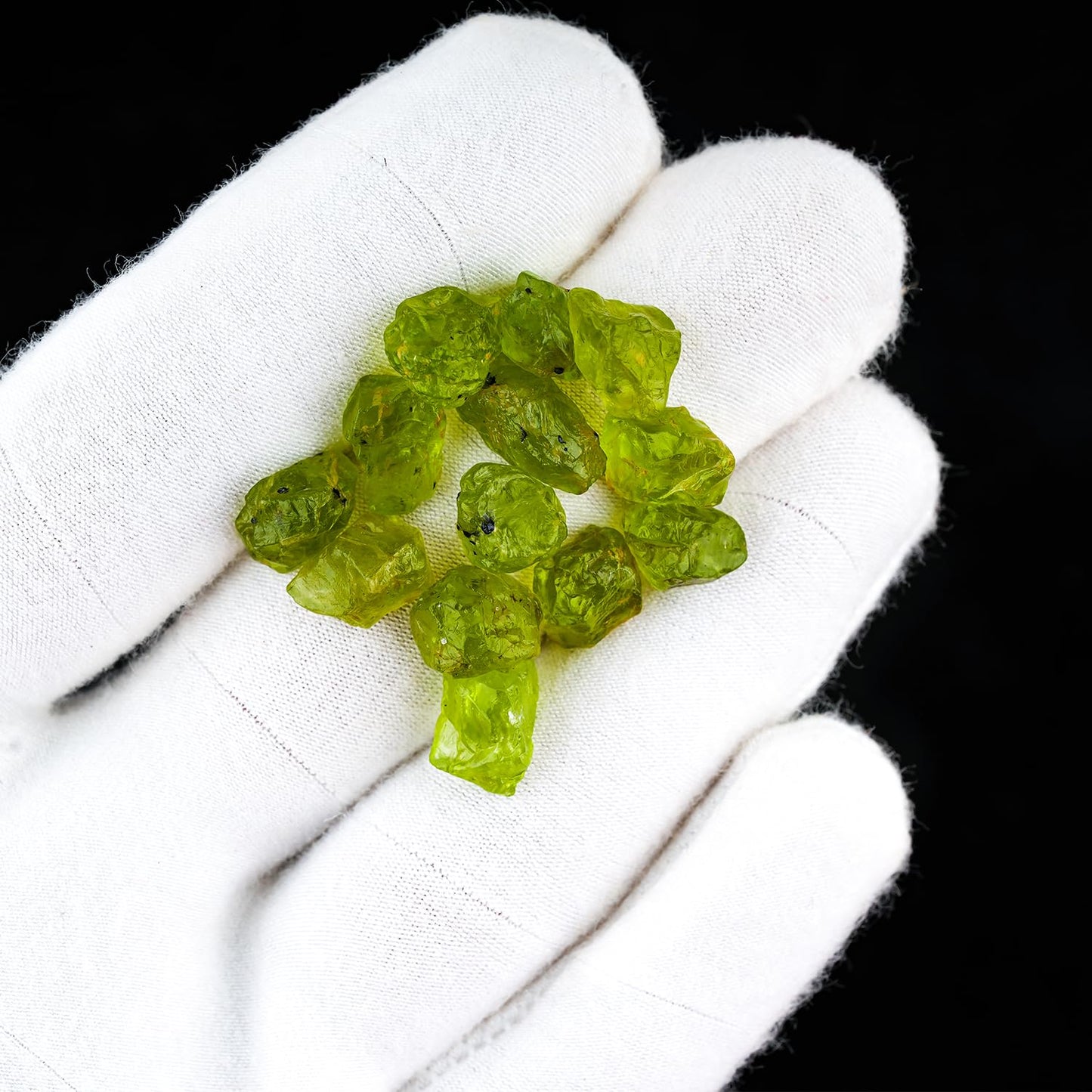 ColouredRocks 50 carats Green Peridot Crystals, Raw Stones, Rough Gemstones, Jewelry Making Supply, Cabbing, Polishing, Cutting, DIY, Crafts (12-14pcs) (5-8mm)