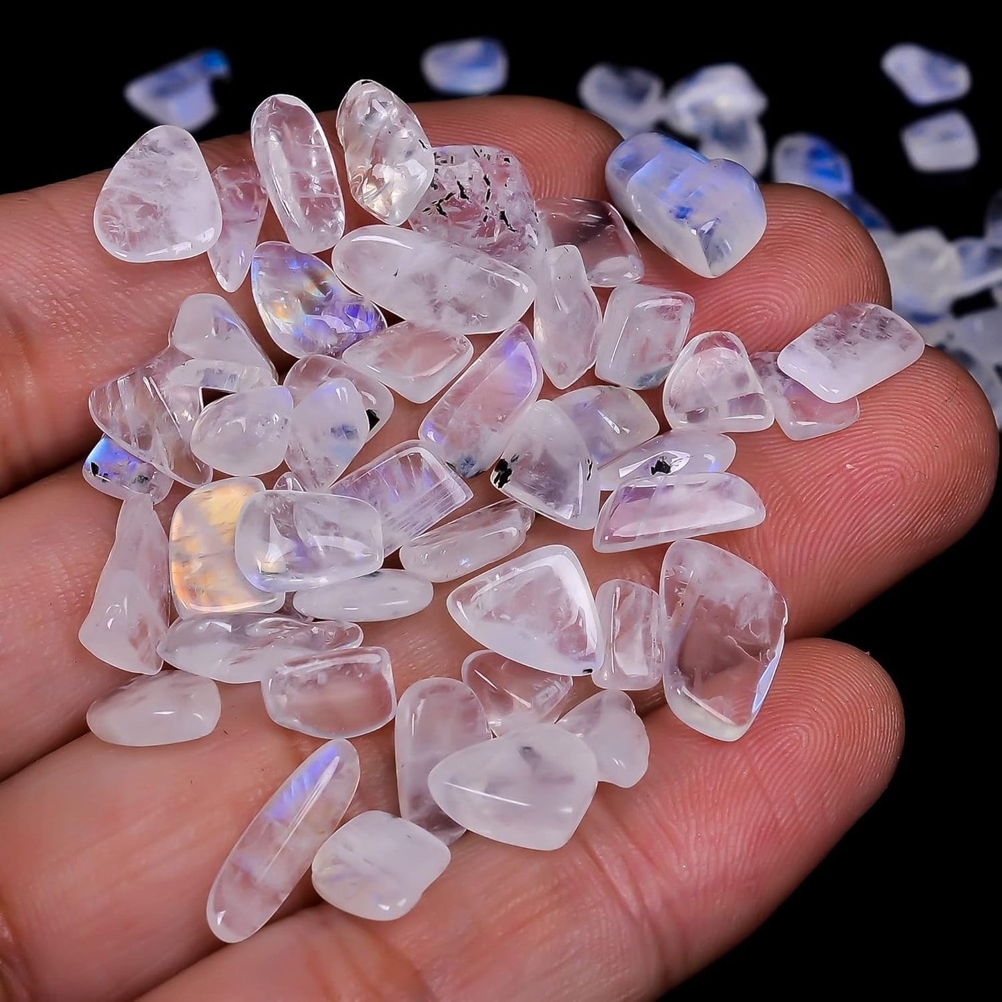 GEMKORA 30 cts Blue Flash Natural Rainbow Moonstone Plain Chips Nuggets Gemstone, Loose Crystals, Blue Flash Moonstone, Jewelry Making Supplies, Chakra Healing Gift, Crafts & DIY Stone, 25 to 30pcs