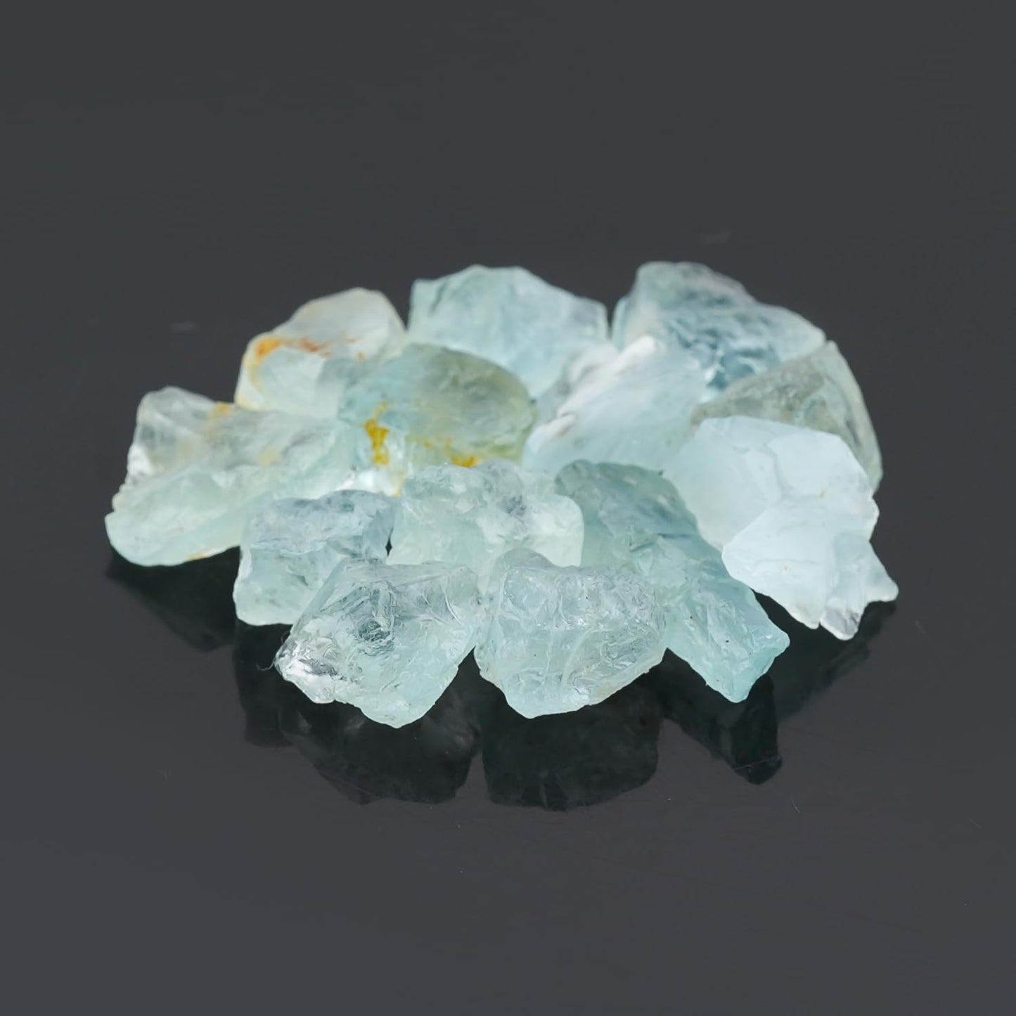 ColouredRocks 50 carats. AQUAMARINE Crystals, Raw Stones, Rough Gemstones, Jewelry Making Supply, Cabbing, Polishing, Cutting, DIY, Crafts (13-15 pcs.) (6-10 mm.)