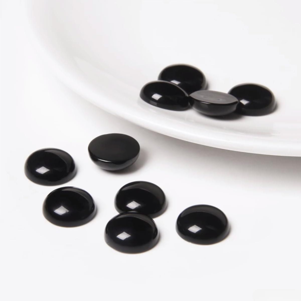 20pcs 4mm Natural Stone No Hole Black Agate Semicircle Smooth Cabochons Beads Healing Chakra Crystal Stone Bead for Jewelry Making Rings Earrings Necklace Bracelet DIY Crafts