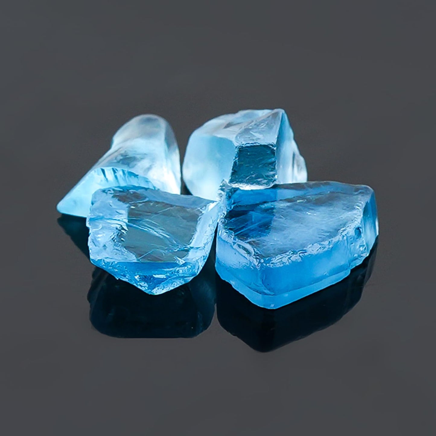 ColouredRocks (4 pcs.) (15 carats.) A++ SWISS BLUE TOPAZ Raw Crystals, Raw Slices, Rough Gemstones, Jewelry Making Supply, Cabbing, Polishing, Cutting, DIY, Crafts (10-12 mm.)
