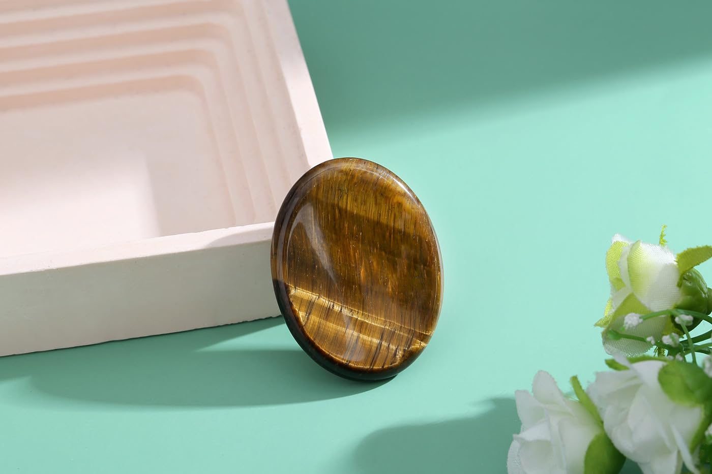 NUKAYAI Thumb Worry Stone Tiger Eye Crystal Stone Healing Crystals Natural Oval Fidget Mental Health Gifts Stress Relief Small Trinkets Depression Gemstones Reiki Anxiety Relief Items for Women Men