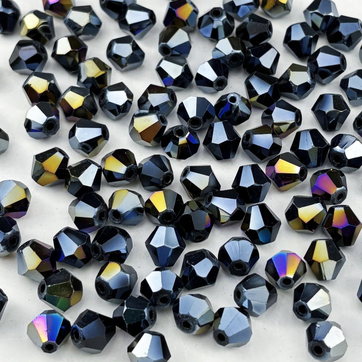Pinhoollgo 600pcs 3mm Bicone Crystal Glass Beads Faceted Bicone Crystal Beads Bulk Glass Spacer Beads for Bracelets Necklace Pendants Earrings DIY Jewelry Craft Making(Black AB)