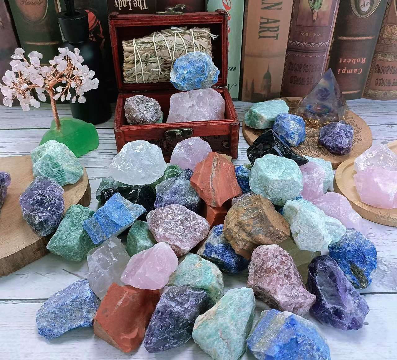 LAIDANLA 2" Rose Quartz Fluorite Amethyst Clear Quartz Set Natural Rough Stones Crystal Raw Crystals Bulk Healing Gemstones for Reiki Healing Tumbling Fountain Rocks 4PCS 0.55lb