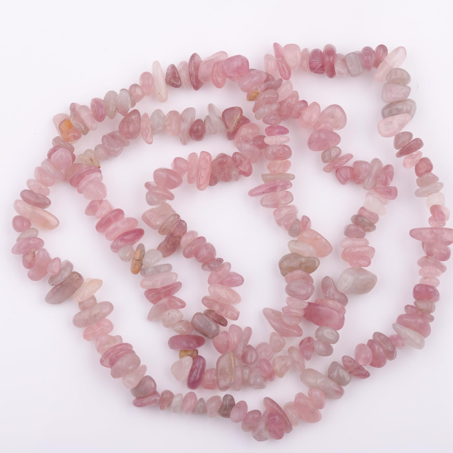 200pcs Natural Irregular Chip Stone Beads 5-8mm Pre-Drilled 30-inch Strand Semi-Precious Healing Crystal Beads for DIY Jewelry Making Bracelet Chakra Crafts Madagascar Rose Quartz
