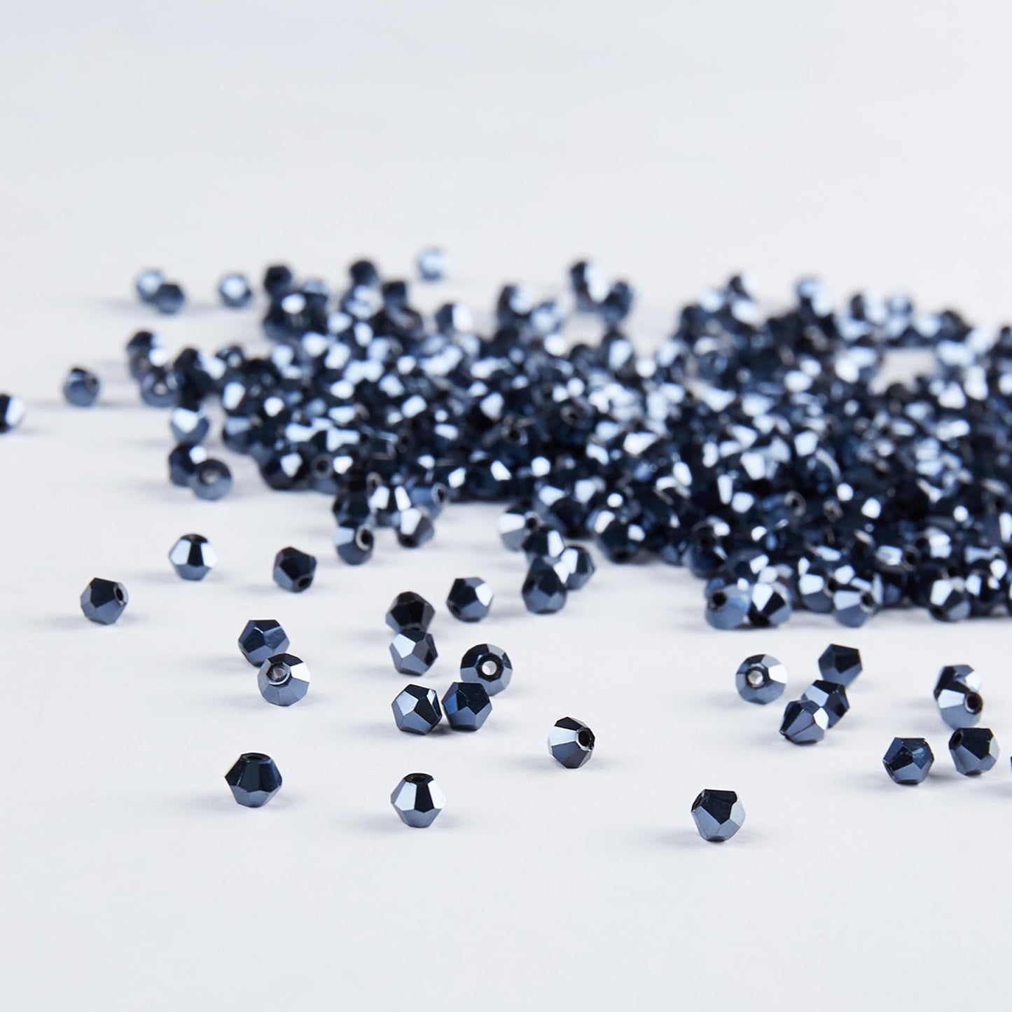 Laopottbeads 1100PCS 4mm Bicone Crystal Glass Beads for Jewelry Making, Sparkling Mini Beads for Suncatchers, DIY Bracelets & Craft Projects (Navy Blue)