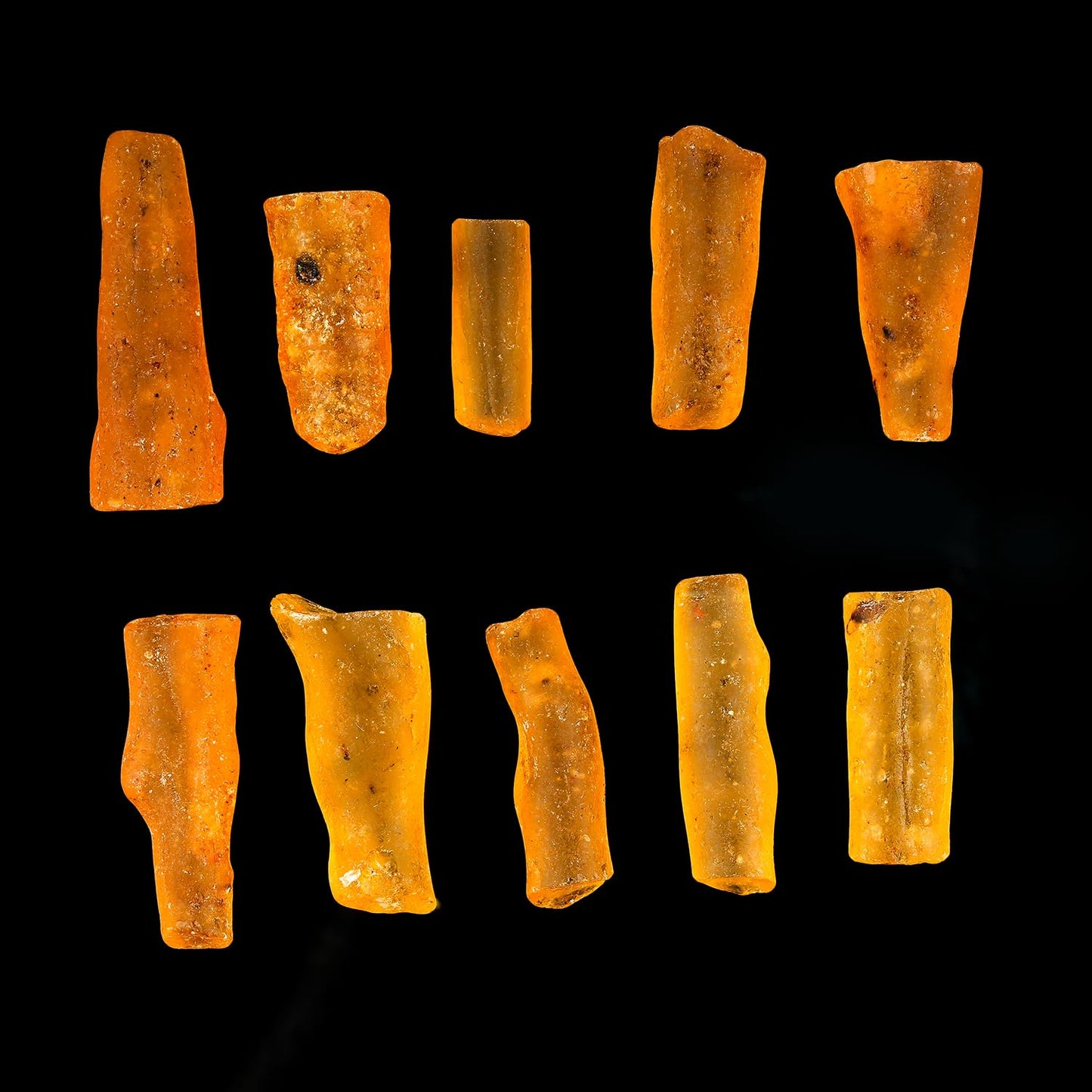 ColouredRocks 5pcs Real Amber Crystals, Raw Pipe Stones, Rough Gemstones, Jewelry Making Supply, Cabbing, Polishing, Cutting, DIY, Crafts (15-25mm)