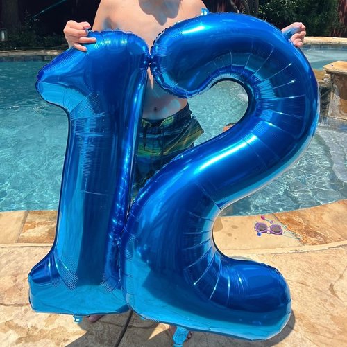 Large Dark Blue 40-Inch Number 13 Balloon by [Brand Name] - Perfect for Birthday & Memorial Celebrations