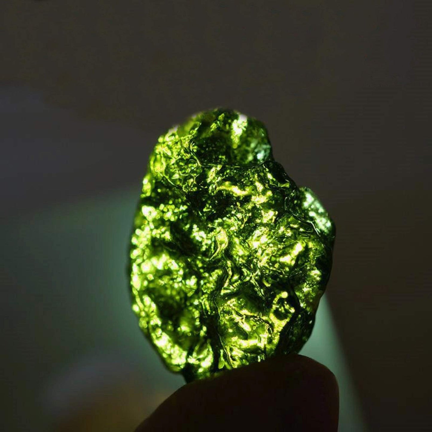 Emivery 3 Pcs Green Moldavite Czech Meteorite Artificial Irregular Stone Pendant Rough Crystal Energy Stone for DIY Jewelry Making 3g