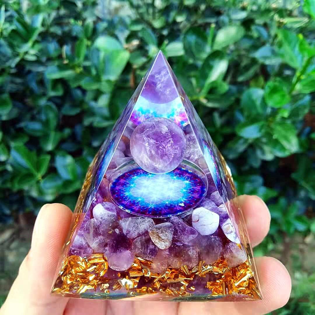 ycyingcheng Moonstone Crystal Orgone Pyramid Ogan Crystal Energy Tower, Nature Reiki Chakra Crushed Stone Jewelry, Crystal Pyramid for Home Decor (Crystal Pyramid-20)