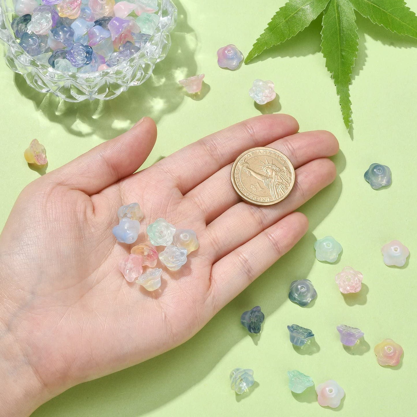 LiQunSweet 100 Pcs Gradient Handmade Lampwork Crystal Glass Beads Flower Beads Spacer for Jewelry Making Bracelet Earrings Necklace