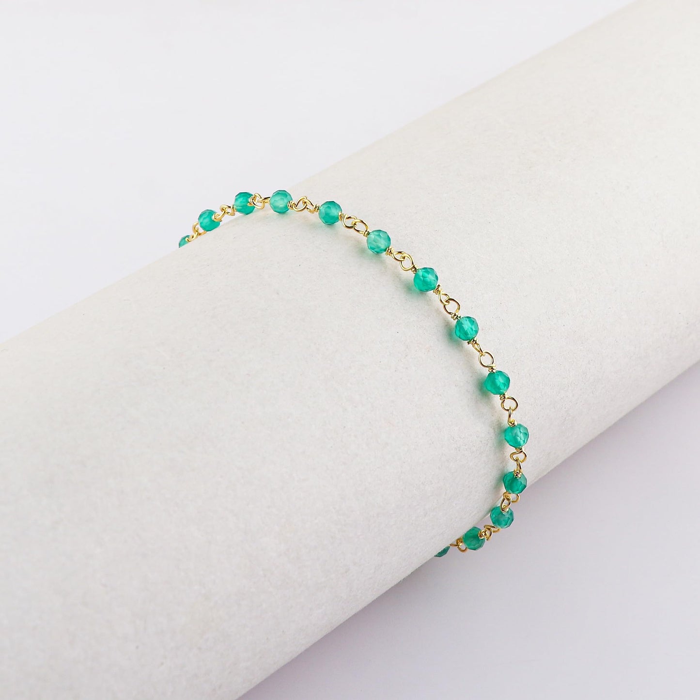 CRYSTALINES Natural Green Onyx Gemstone Cluster Bracelet, 14K Gold Plated Rosary Chain Beads, Handmade Bohemian Jewelry for Women, Healing Crystals, Birthday Christmas Gifts