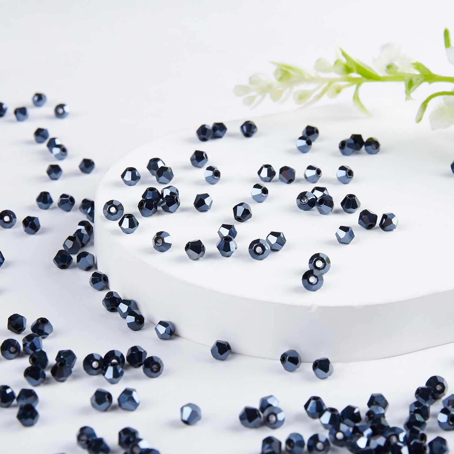 Laopottbeads 1100PCS 4mm Bicone Crystal Glass Beads for Jewelry Making, Sparkling Mini Beads for Suncatchers, DIY Bracelets & Craft Projects (Navy Blue)