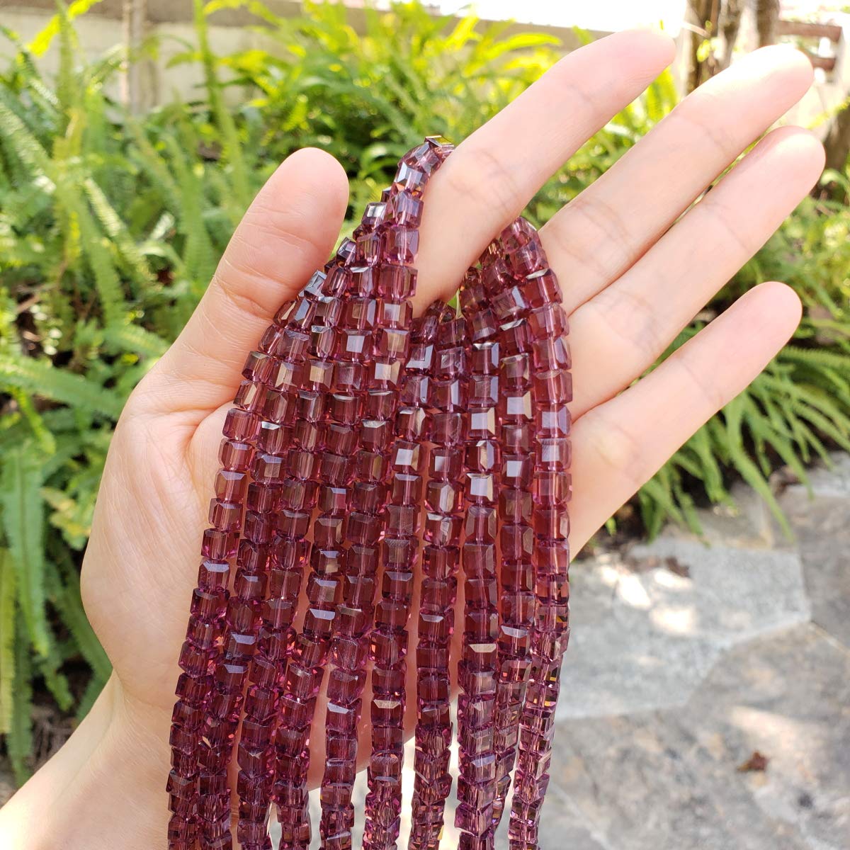 100pcs Czech Faceted Cube Crystal Glass Loose Beads Spacer 6mm (0.24 Inch) Burgundy Red for DIY Jewelry Craft Making CCC611