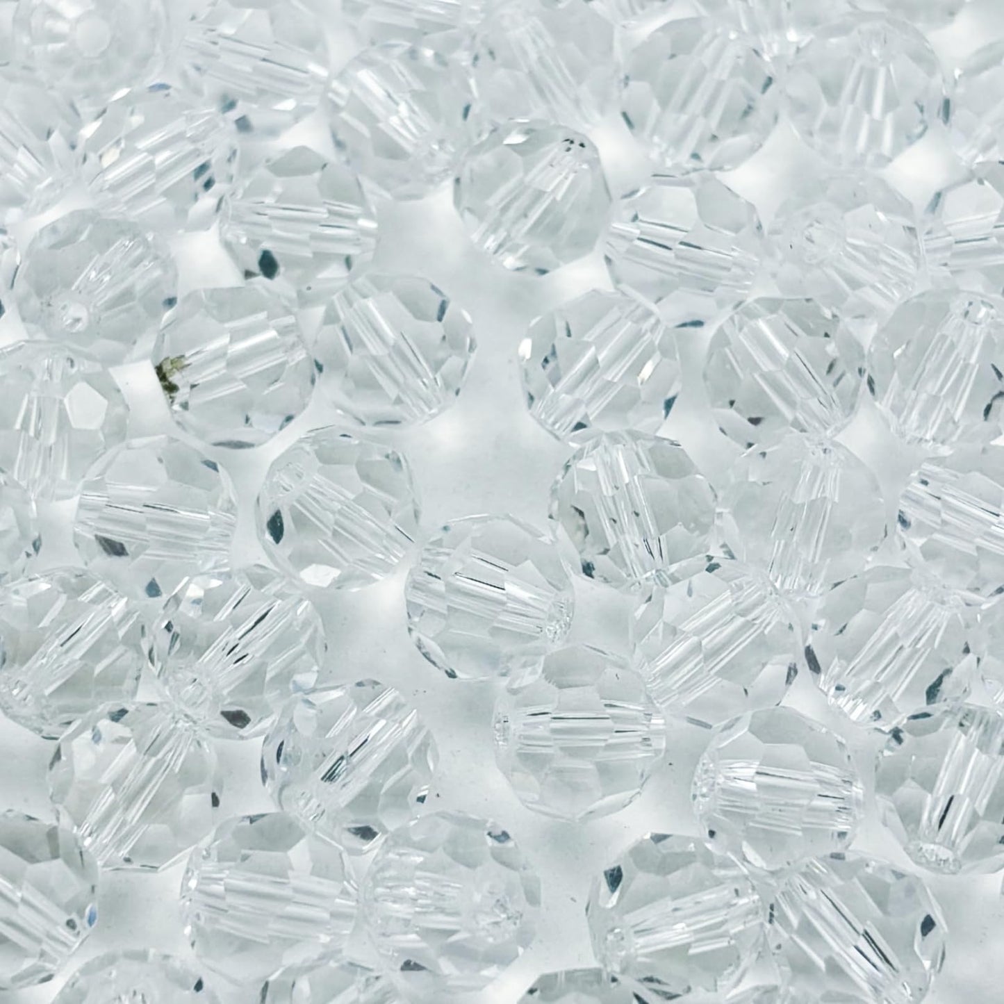 YUEXIGO 100pcs 8mm Round Crystal Glass Beads for Jewelry Making, Faceted Crystal Glass Spacer Beads for Bracelet Earring Necklace DIY Craft(Transparent)