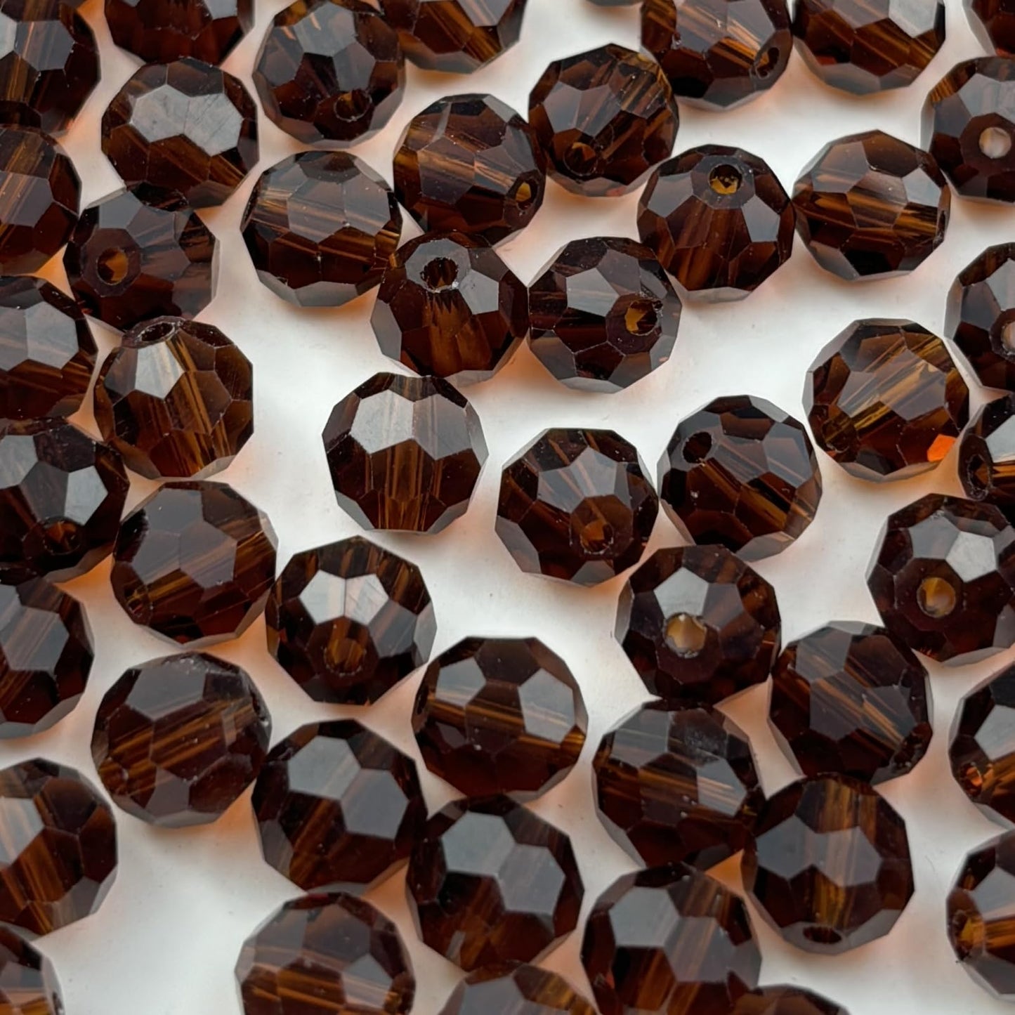 YUEXIGO 400pcs 3mm Round Crystal Glass Beads for Jewelry Making, Faceted Crystal Glass Spacer Beads for Bracelet Earring Necklace DIY Craft(Drak Amber)