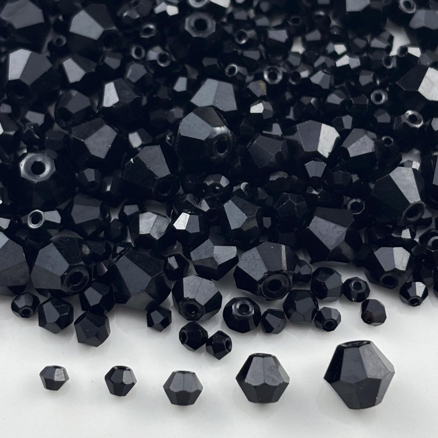 Pinhoollgo 1310pcs Bicone Crystal Glass Beads 2mm 3mm 4mm 6mm 8mm Faceted Crystal Spacer Beads for Bracelets Necklace Pendants Earrings DIY Jewelry Craft Making(Black)