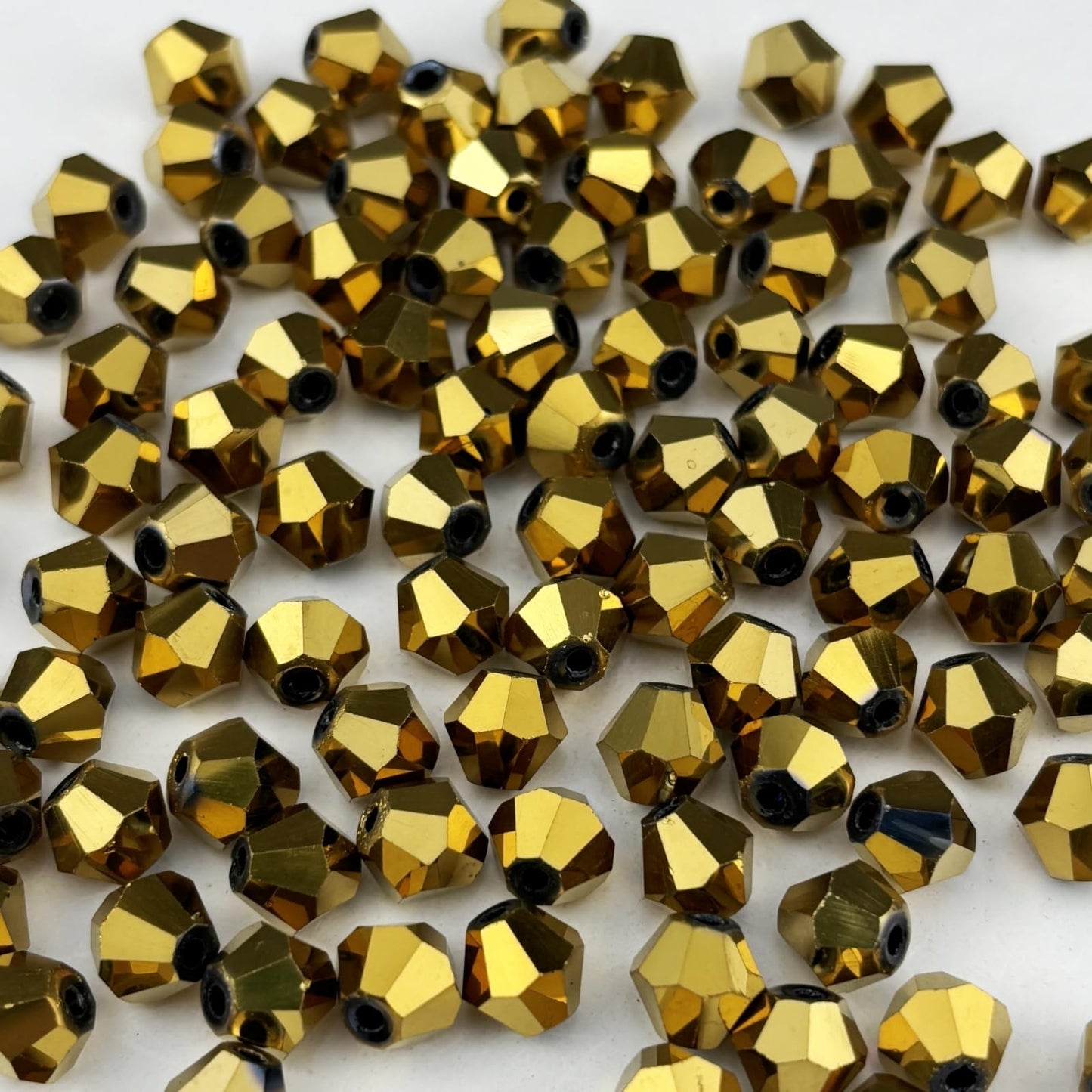 Pinhoollgo 600pcs 3mm Bicone Crystal Glass Beads Faceted Bicone Crystal Beads Bulk Glass Spacer Beads for Bracelets Necklace Pendants Earrings DIY Jewelry Craft Making(Gold)