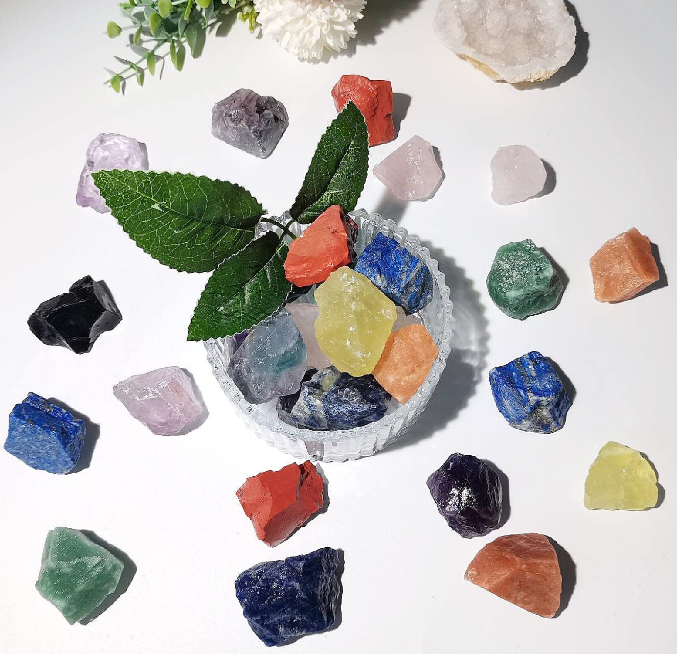 QINJIEJIE Green Aventurine Raw Crystals Natural Rough Stones Bulk Large 0.8-1.2" Rocks Reiki Gemstones Fountain Rocks for Tumbling Cabbing Polishing Wire Wrapping Wicca Decoration 0.45 lbs