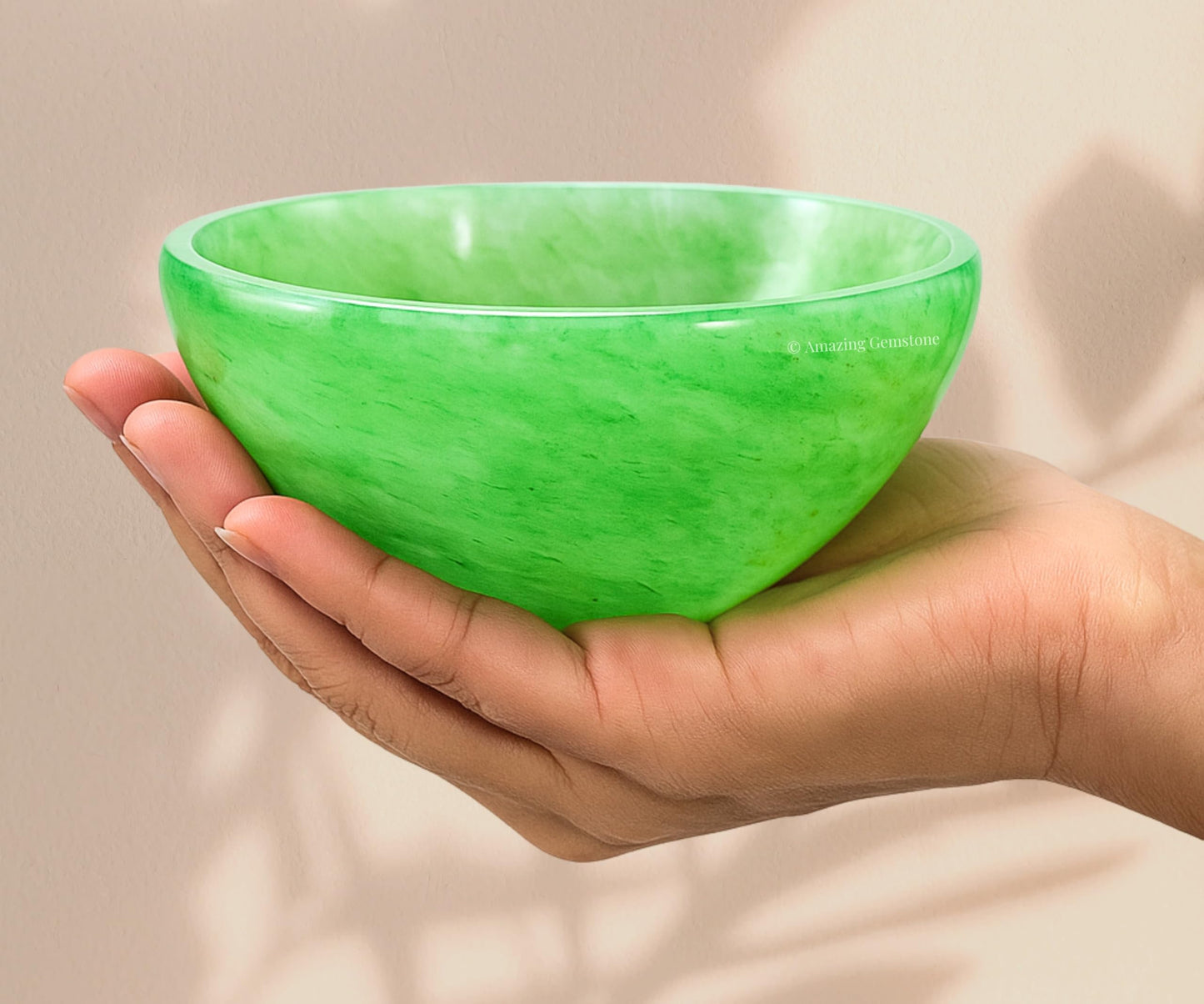 Green Aventurine (Light) Crystal Bowl - 3 Inch Decorative Bowls for Room and Home Decor - Gemstone Healing Crystals for Elegant Display, Positive Energy Balance and Gift