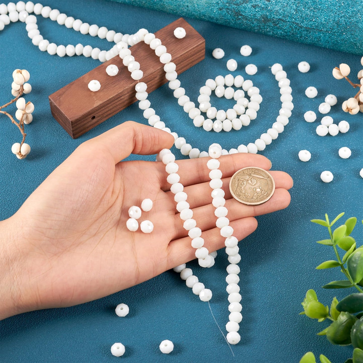 Elecrelive 630Pcs White Glass Beads 8mm Faceted Rondelle Beads Briolette Tiny Loose Crystal for Bracelets Earring Jewelry Making