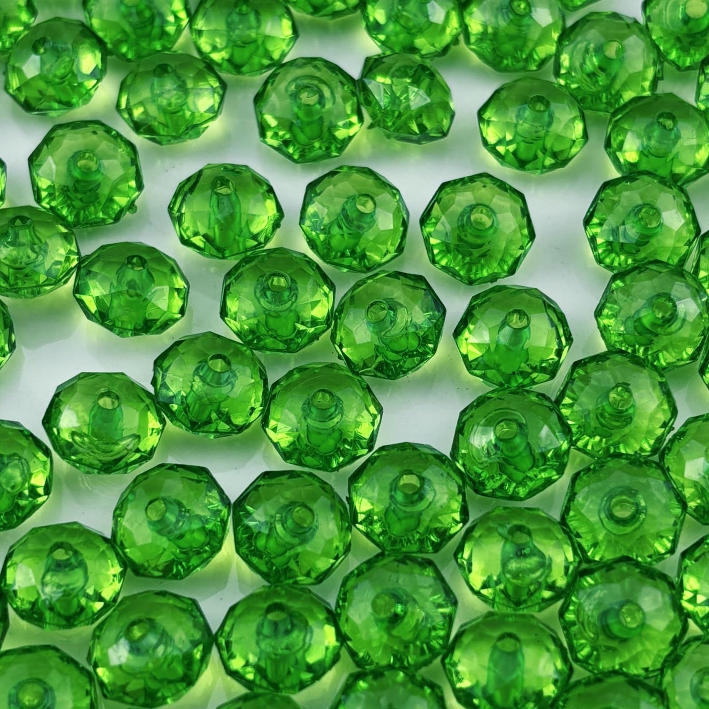 YHYPOCI 1000pcs 6mm Acrylic Crystal Beads, Faceted Rondelle Acrylic Spacer Beads for Wind Chimes Bracelet Necklace Earring Keychain Jewelry Making DIY Crafts(Green)