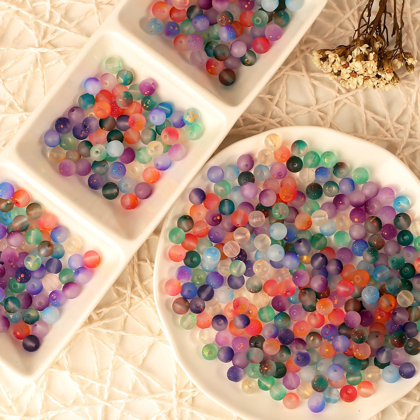 ToBeIT 500Pcs Colourful Gradient Matte Frosted Beads 8mm Loose Round Beads Transparent Frosted Glass Bead Bulk Craft Bead for Jewelry Making DIY Bracelets Necklace Supplies (Multicolour)