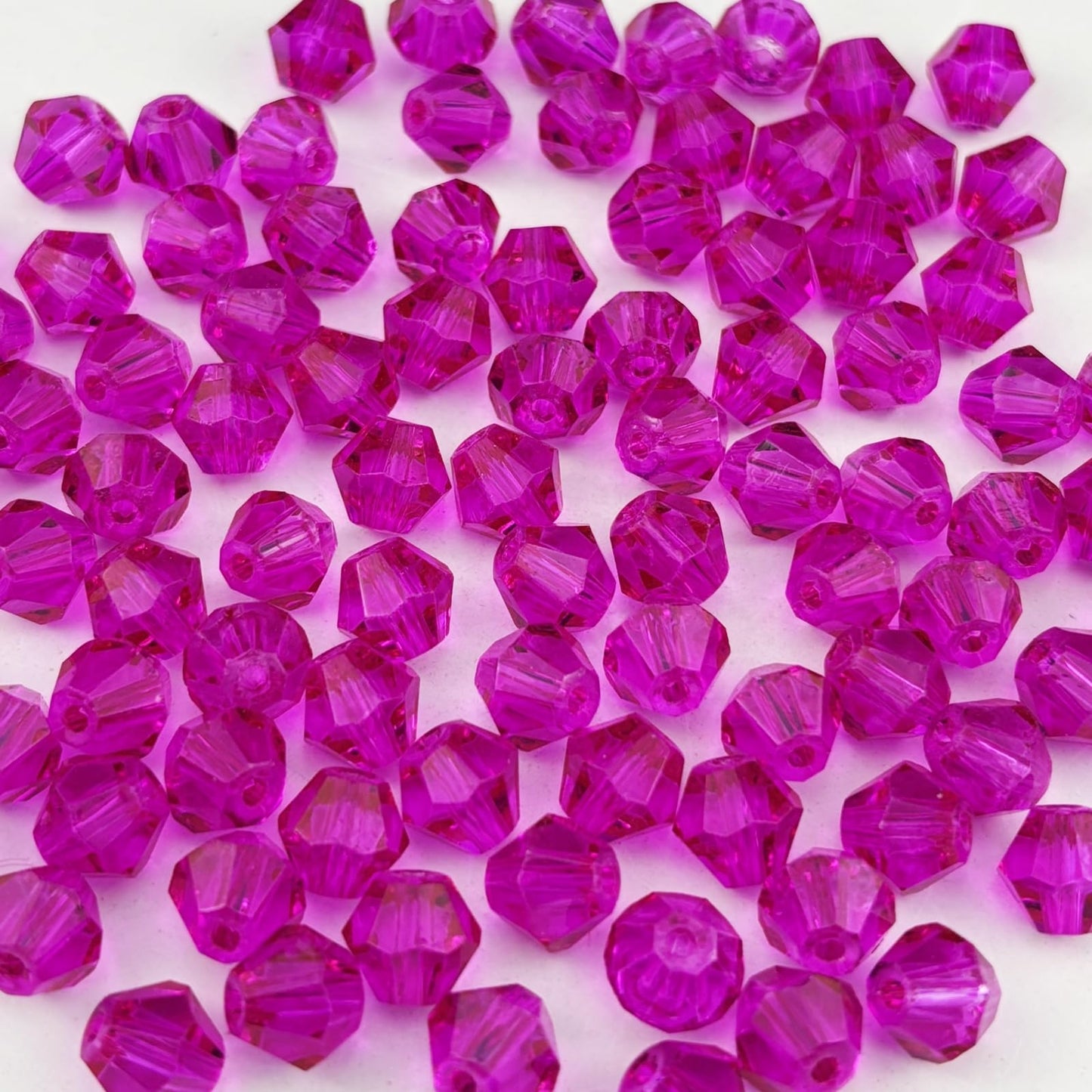 Pinhoollgo 500pcs 4mm Bicone Crystal Glass Beads Faceted Bicone Crystal Beads Bulk Glass Spacer Beads for Bracelets Necklace Pendants Earrings DIY Jewelry Craft Making(Rose Red)