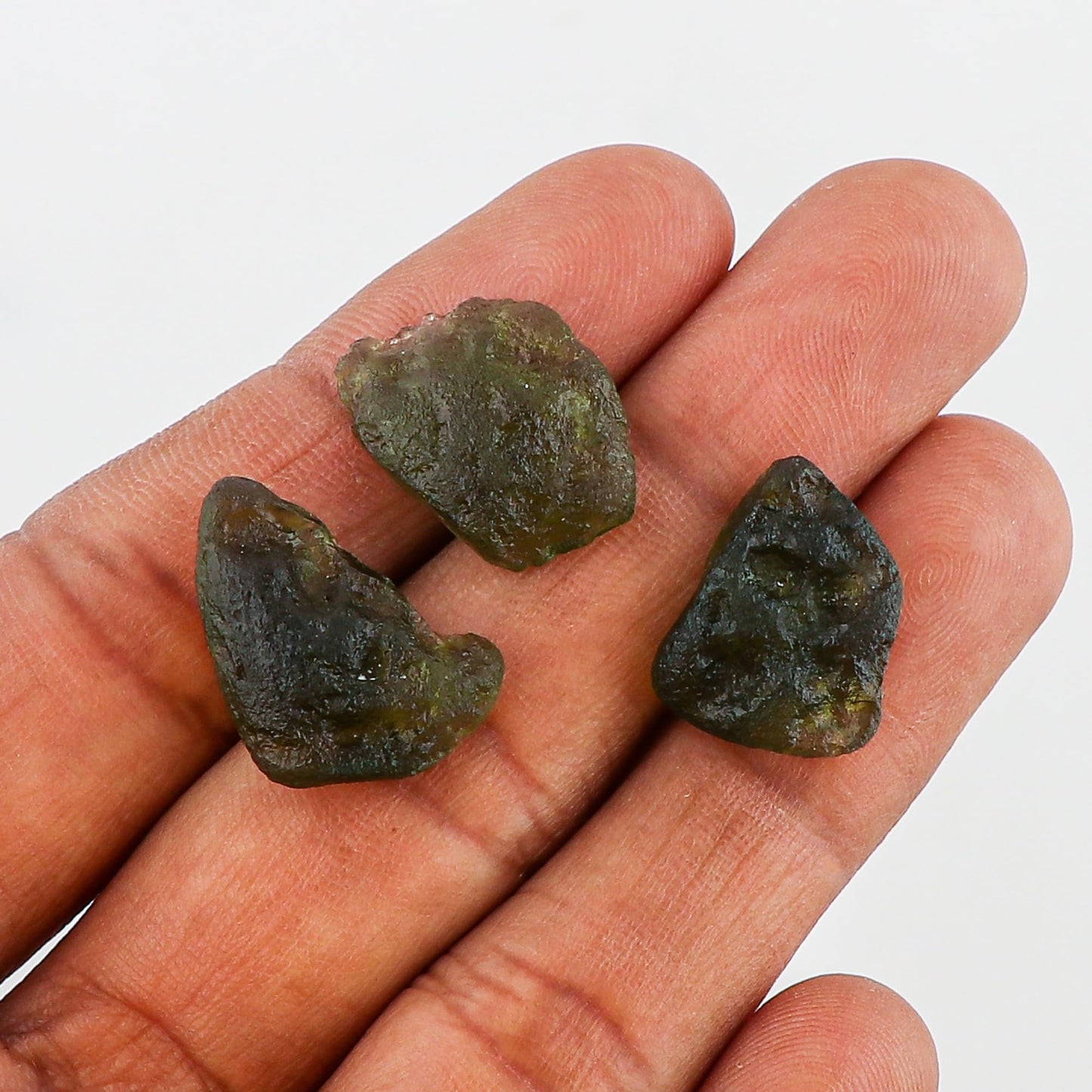 CRYSTALINES (3pcs Raw Green Moldavite Synthetic-Glass Stone, Loose Wholesale Bulk Stones, Moldavite Rough Gemstones, DIY & Jewelry Making Supply, Chakra Healing Crystals, Gem Collection