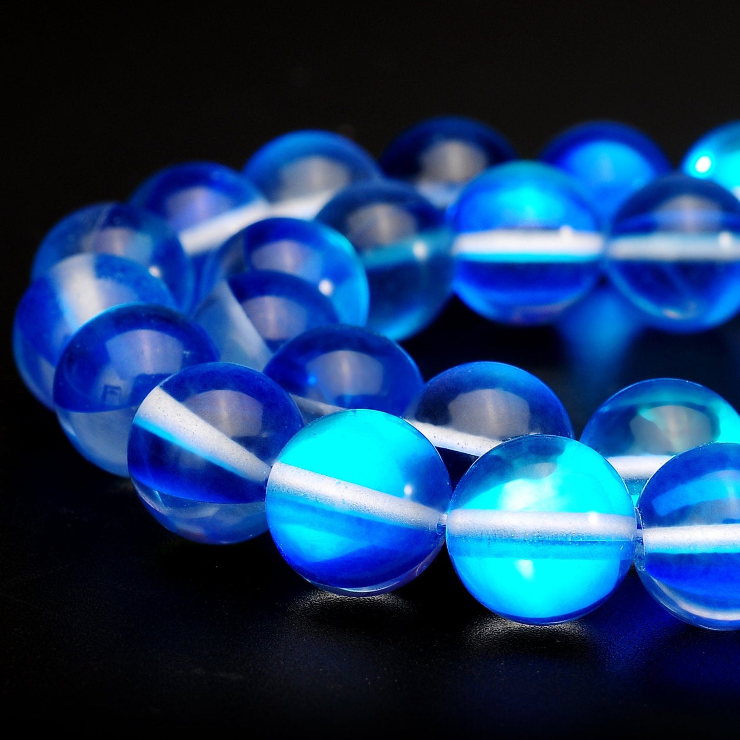 RUBYCA Round Moonstone Crystal Glass Beads Aura Iridescent for Jewelry Making (1 Strand, 8mm, Blue)