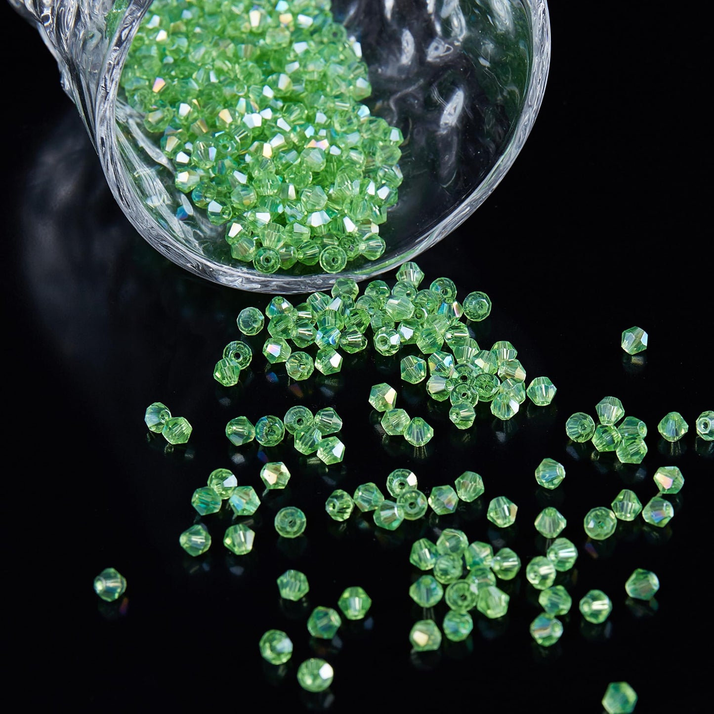 Laopottbeads 1100PCS 4mm Bicone Crystal Glass Beads for Jewelry Making, Sparkling Mini Beads for Suncatchers, DIY Bracelets & Craft Projects (Green)