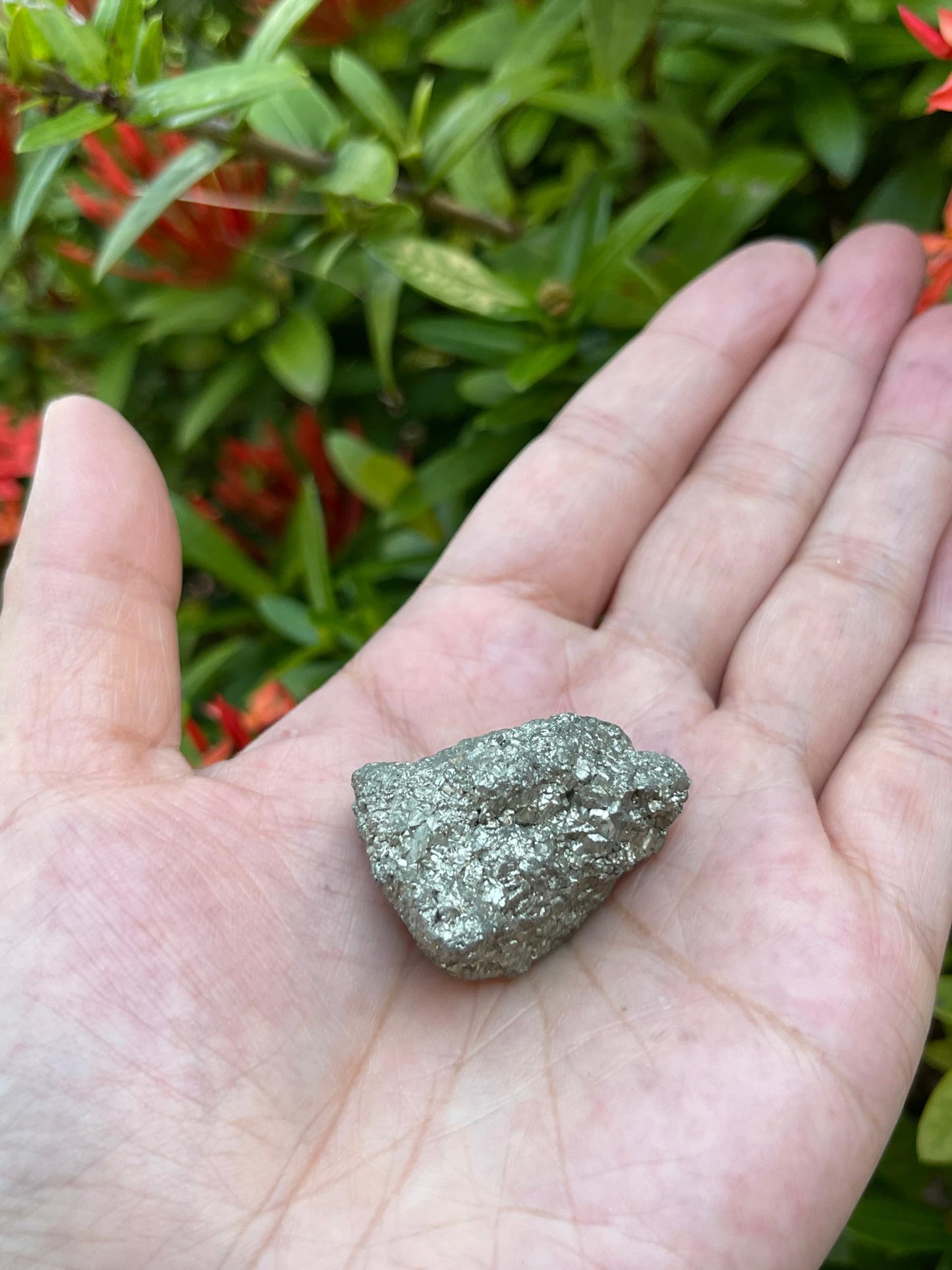 GAF TREASURES Wholesale Raw Pyrite Crystals, Natural Pyrite Stone, Natural Rough Pyrite Crystals, Pyrite Rough, Pyrite Healing Crystals (Pyrite, 1 Pound)