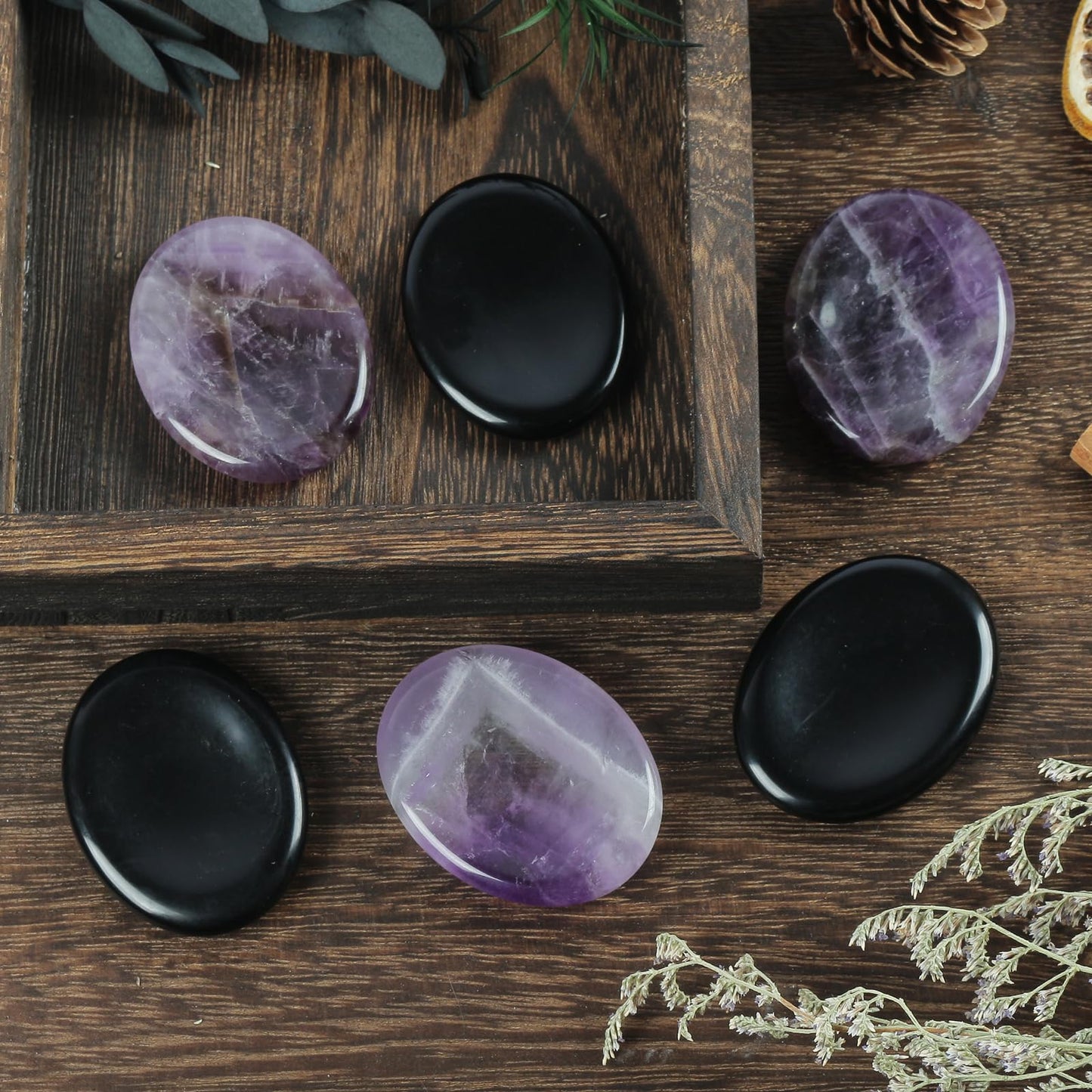 Loveliome Black Obsidian and Amethyst Thumb Worry Stone, Stress Relax Healing Reiki Crystal Pocket Palm Stones,Pack of 2