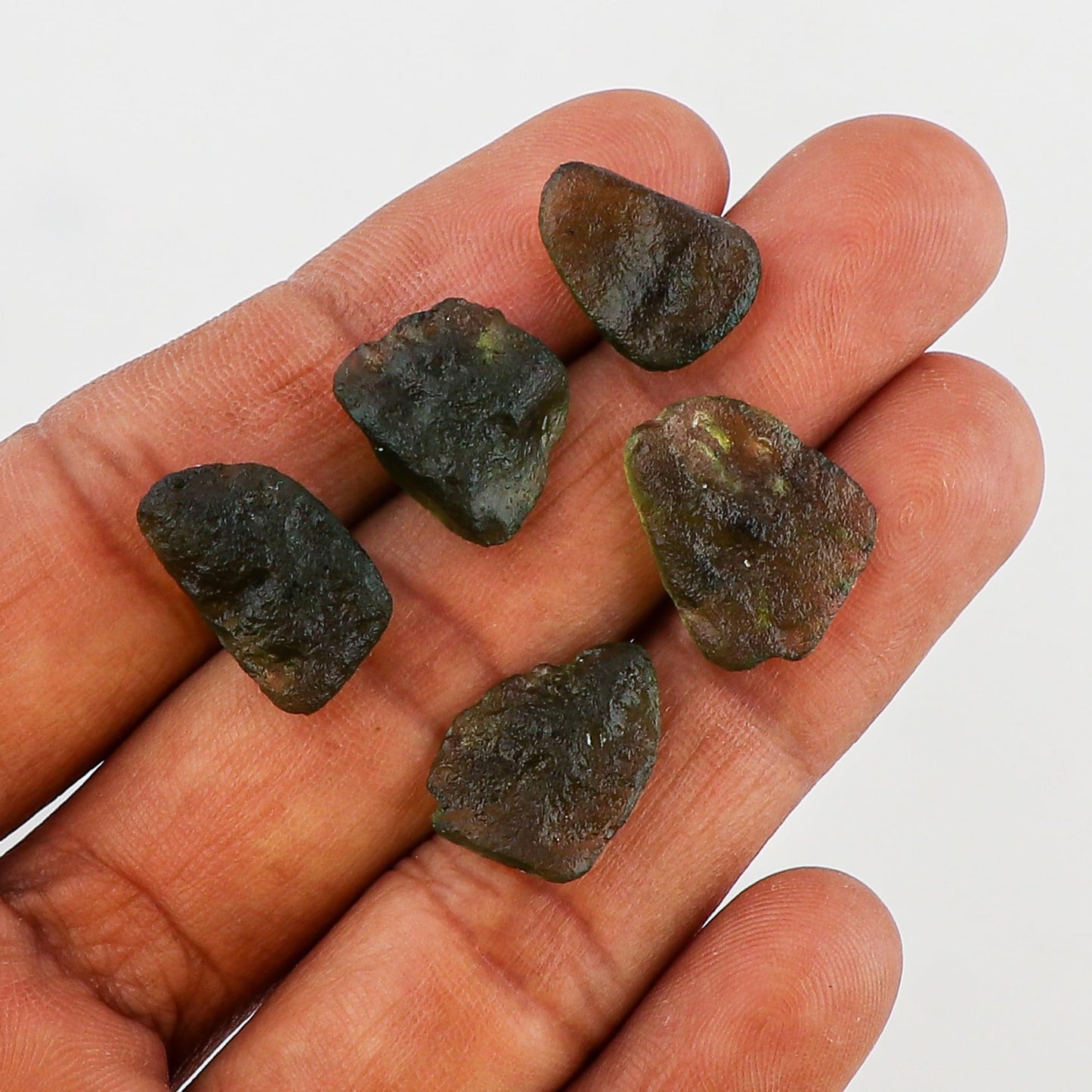 CRYSTALINES (5pcs Raw Moldavite Tektite Glass Stone, Wholesale Synthetic Moldavite, Rough Meteorite Glass Stone Supplies, Healing Crystal for Gem Collection, DIY Crafting Jewelry Making