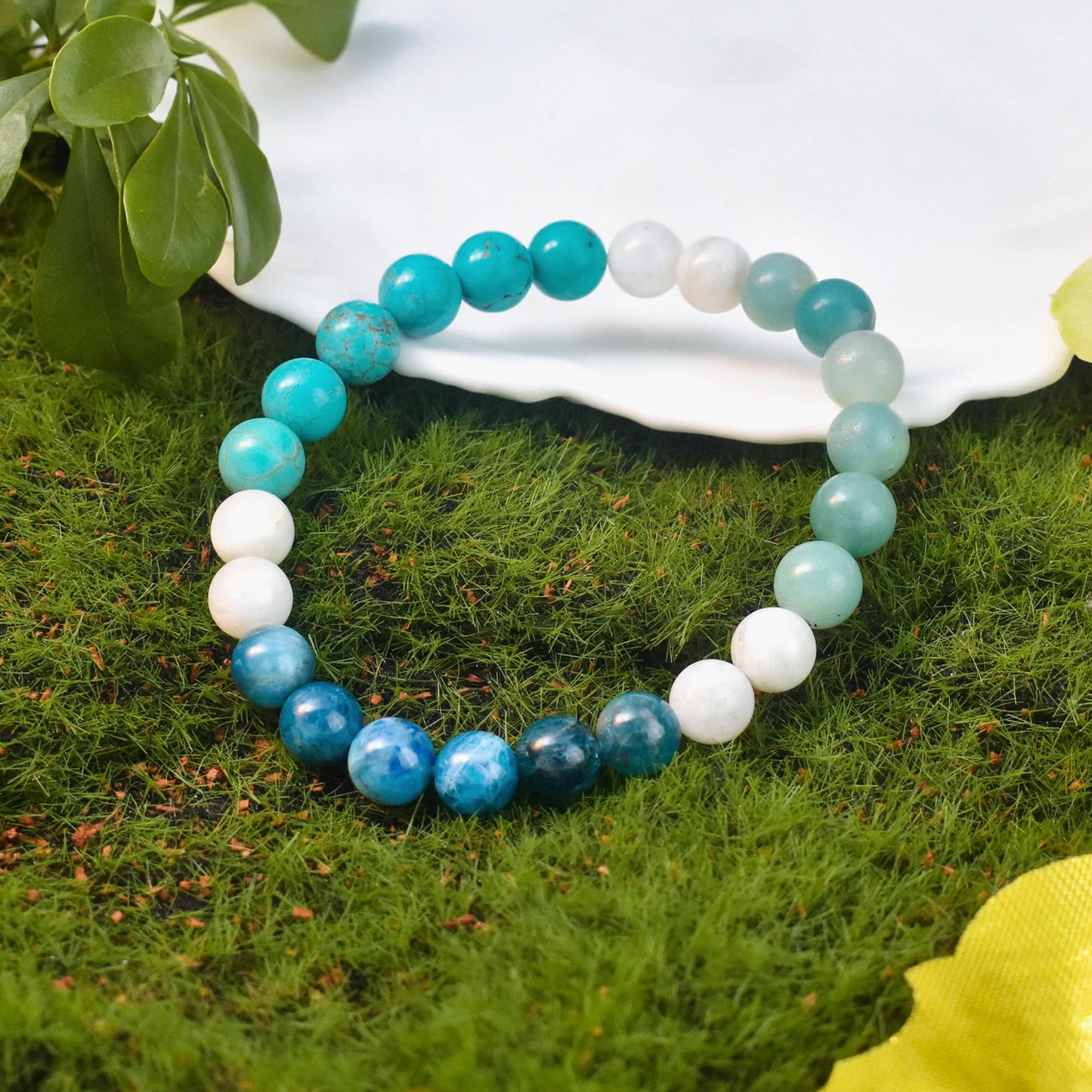 Ayriwoyi Beaded Bracelets for Women Friendship Turquoise Bracelet Healing Crystal Beads Stone Bracelet Blue Apatite Moonstone Bracelets