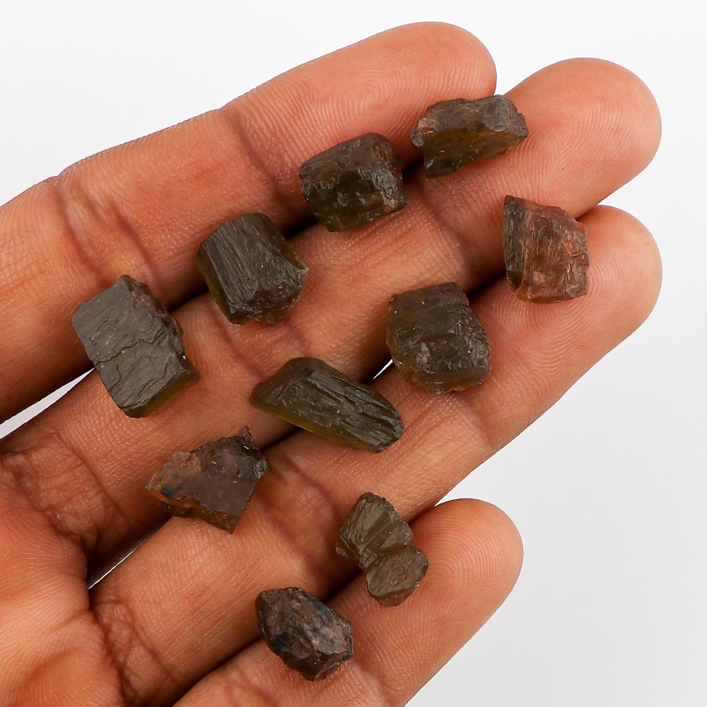 CRYSTALINES 100cts Wholesale Natural Raw Andalusite Gemstone, Untreated Rough Stones, Bulk Loose Supplies for Jewelry Making, Chakra Healing Crystals, Birthstone, Gem Collection, 28-32pcs
