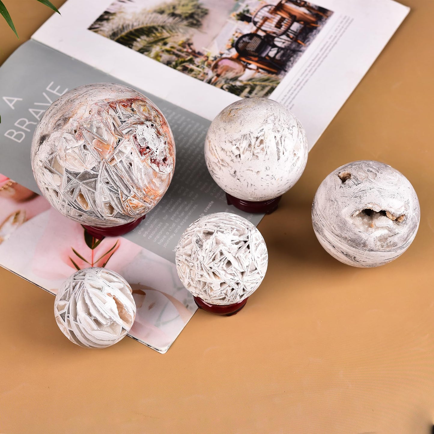 JIC Gem Natural Mexican White Agate Crystal Sphere with Wooden Stand Decorative Crystal Ball White Gemstone Sphere for Meditation,Feng Shui,Witch-Style Decor,Table 70-80mm