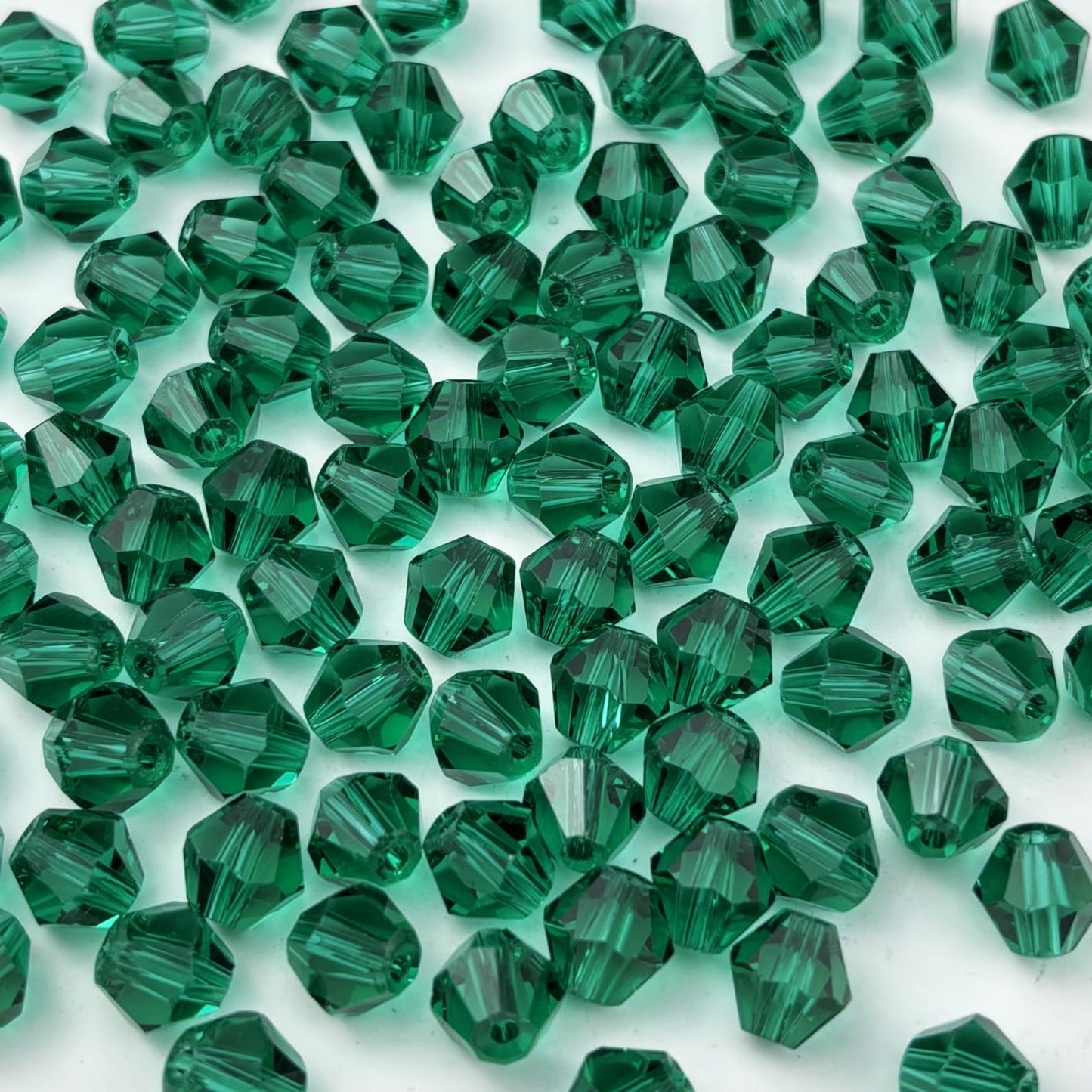YUEXIGO 400pcs 4mm Bicone Glass Crystal Beads for Jewelry Making, Faceted Bicone Glass Spacer Beads for Bracelet Earring Necklace DIY Craft(Peacock Green)