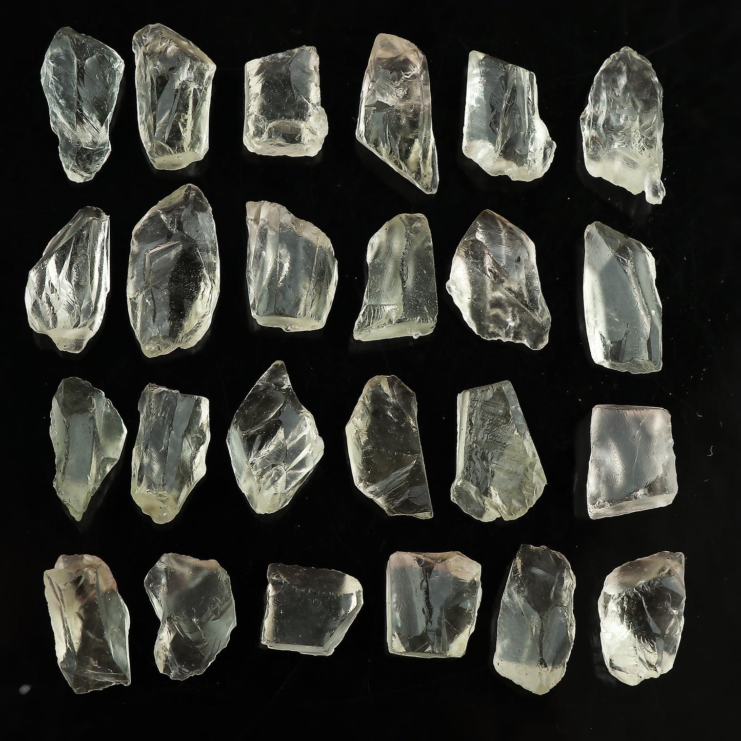 ColouredRocks Green Amethyst (250cts) (24-25pcs) (14-20mm) Natural Raw Crystals, Loose Gemstone, Wholesale Rough, Jewelry Making Supply, Chakra Healing Stones, DIY Craft, Gem Collection